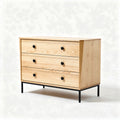 Ladenkast van bou hout met drie lades en zwart metalen poten 80 x 40 x 75cm
